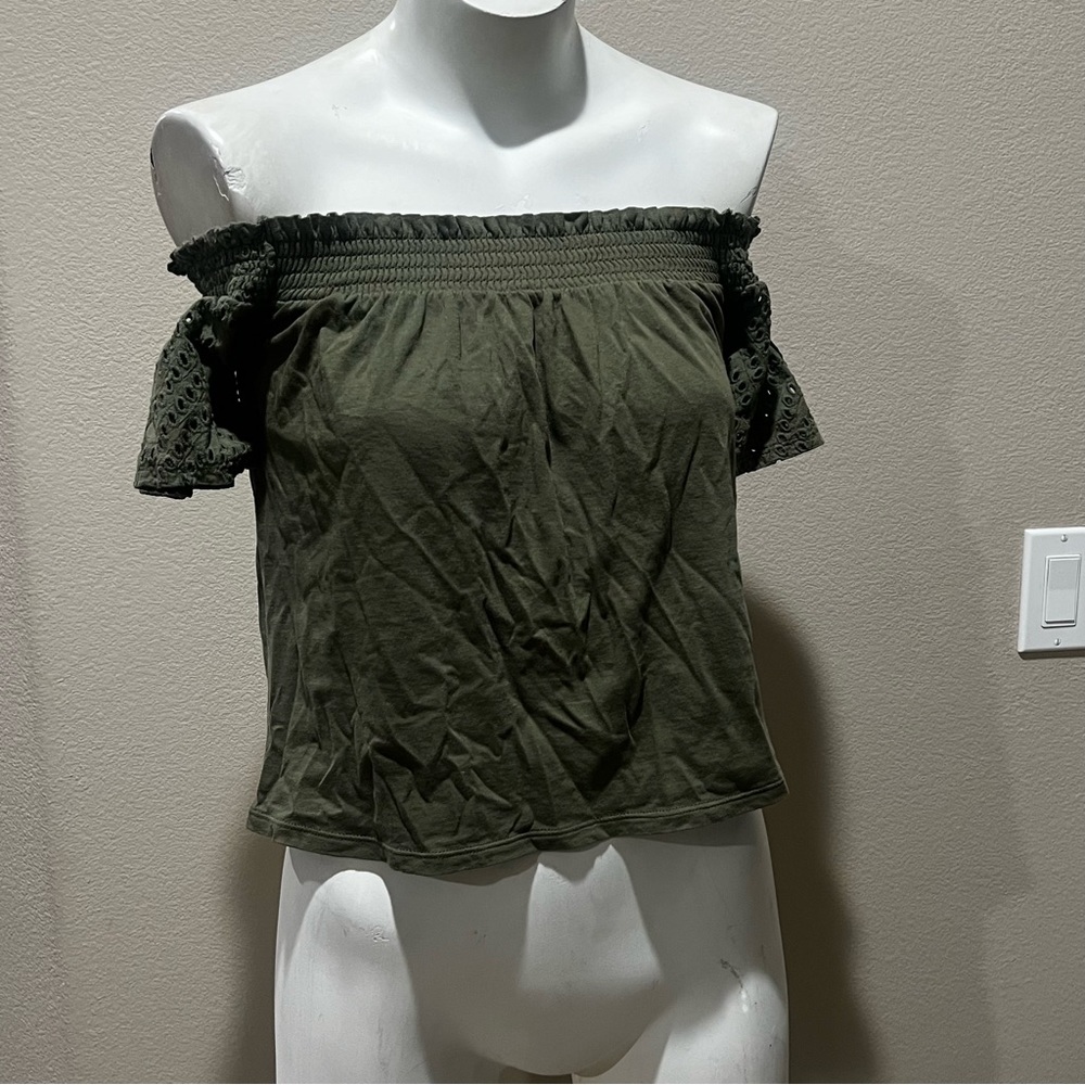 Express olive green off the shoulder blouse - Picture 2 of 7